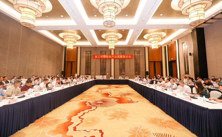 国际02.jpg