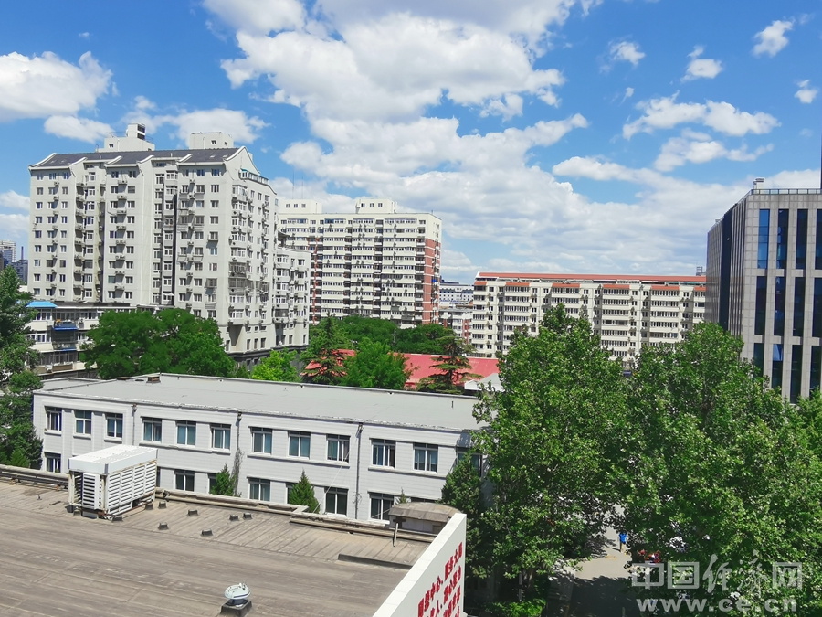 yd2010017楼盘吕天颐产业市场.jpg